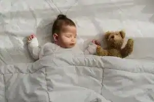 سلامت خواب نوزاد